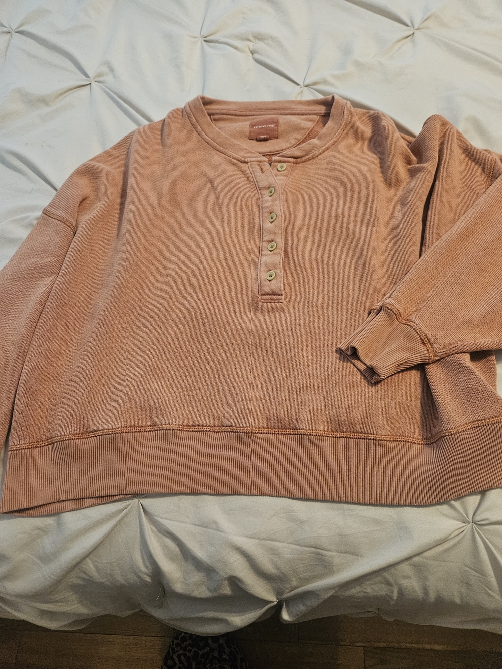 American Eagle Outfitters Peach Henley Pullover Sweatshirt